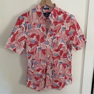 Vineyard Vines // 100% cotton button down S